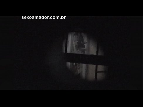 ❤️ Blondie vin an kasèt yon voyeur nan katye kache dèyè brik kre ❌ Videyo anal nan nou ❌️